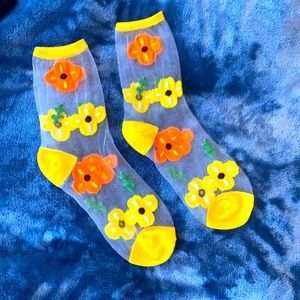 NWOT Mesh Floral socks